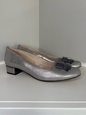Van Dal Robin Block Heel Pebbled Silver Leather Court Shoe